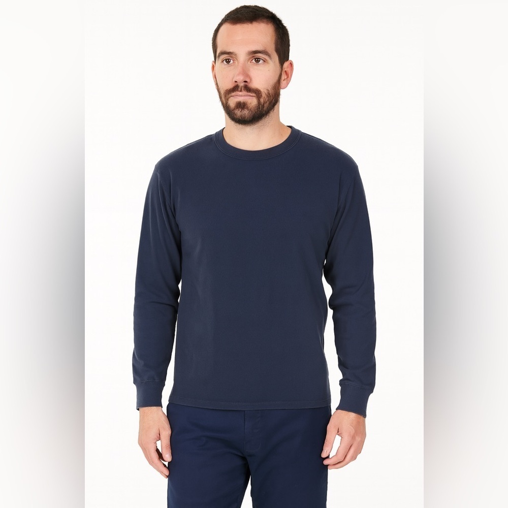 Gap Men's Classic Navy Long Sleeve Tee
